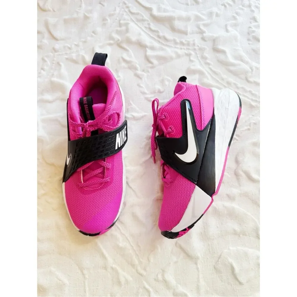 Nike Team Hustle D 12 Sneaker - Kids Size 5Y